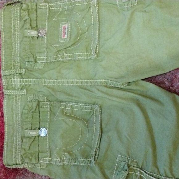 True Religion - Picture 1 of 2